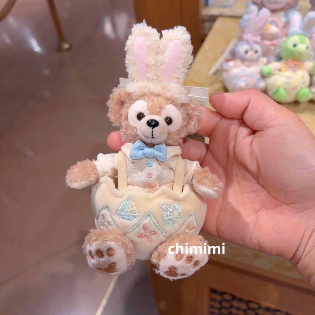 上海ディズニー⭐️新作 イースター ダッフィーぬいぐるみキーチェーン