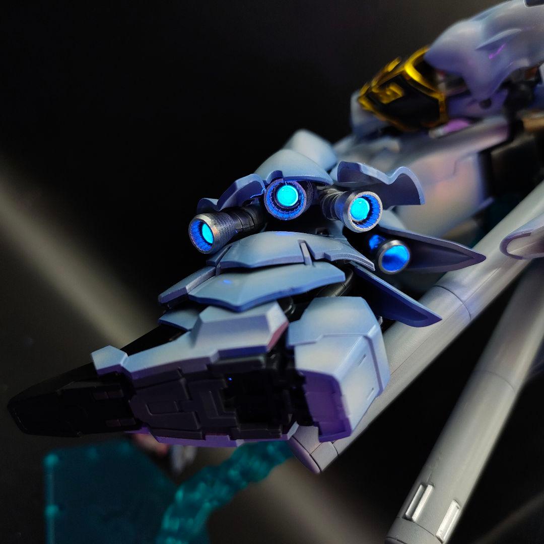 ミキシング塗装完成品 高機動強襲 白銀塗装 美プラ - メルカリ