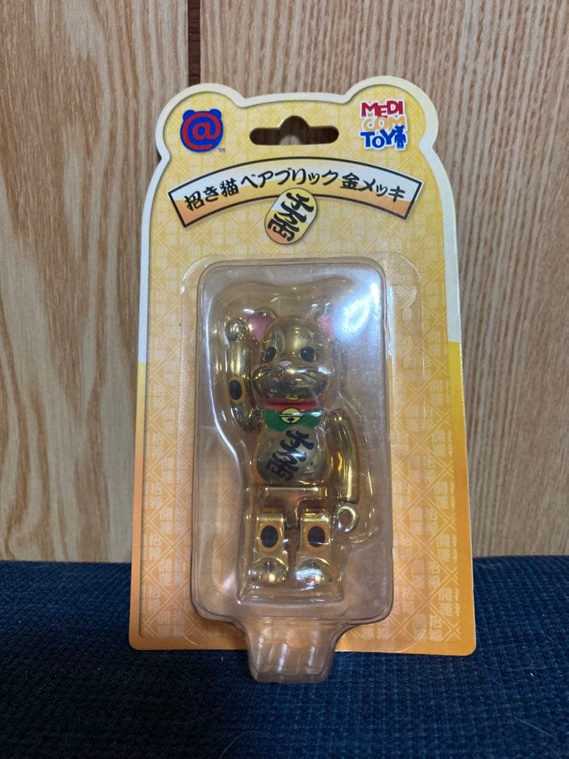 招き猫 ベアブリック金メッキBE@RBRICK新品未開封