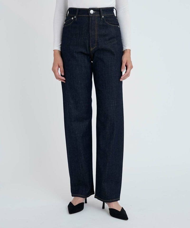 新品未使用　YANUK ボーイズストレート\