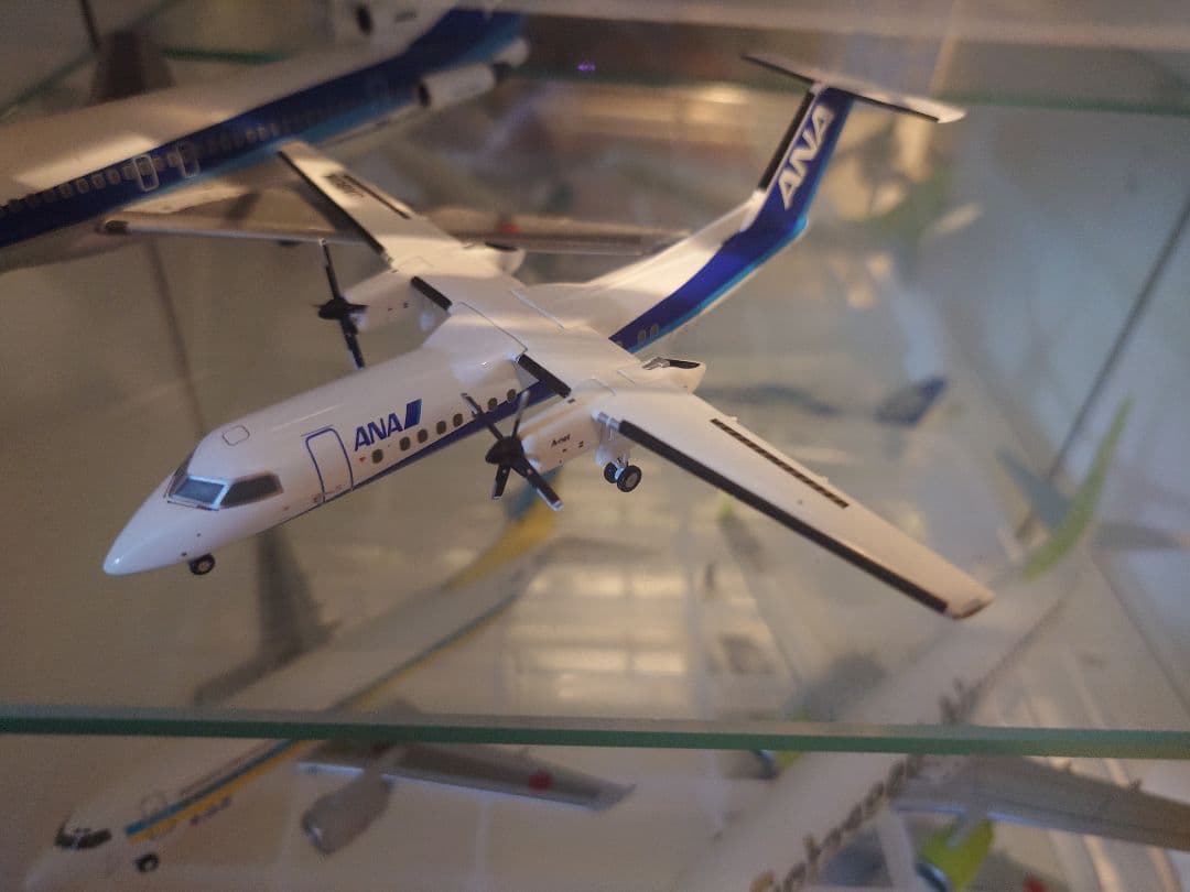 全日空商事　ANA　Q300 1/200