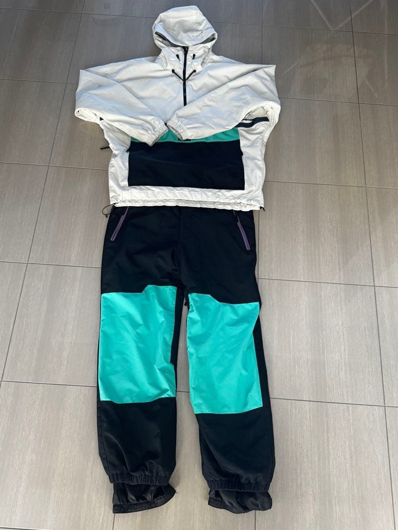 クイックシルバー(QUIKSILVER) スノーボードウェア上下セット