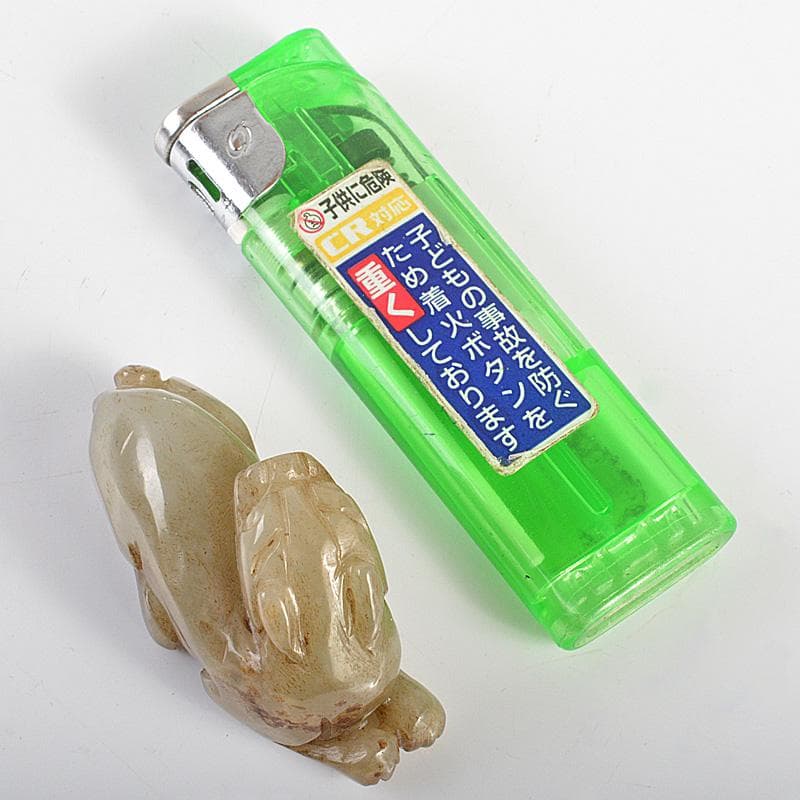 中国 玉石彫刻 神獣刻 根付 紙鎮 置物 C 7210E - メルカリ