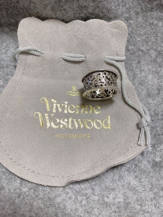 【小田くん】Vivienne Westwood メメントモリ リング