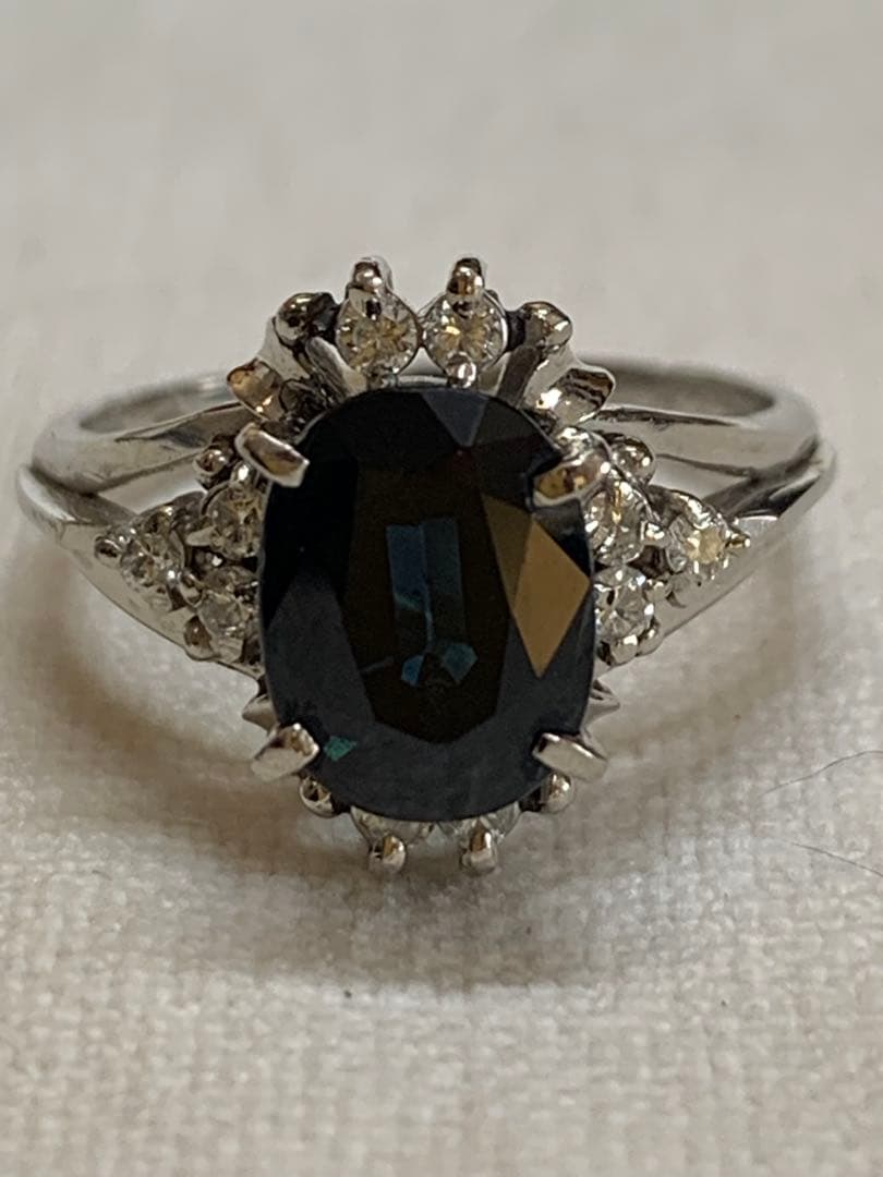 サファイア2.33ct Pt900リング　9号 美品