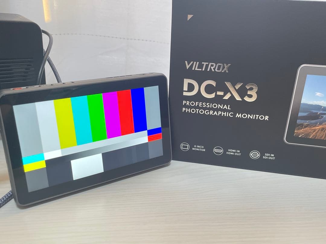VILTROX DC-X3 6インチカメラモニター & 別売りバッテリー