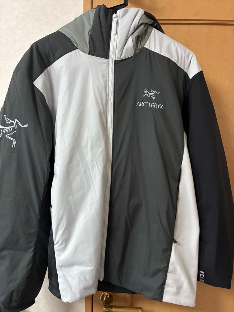 ジャケット・アウター ARC'TERYX atom hoddie beams M