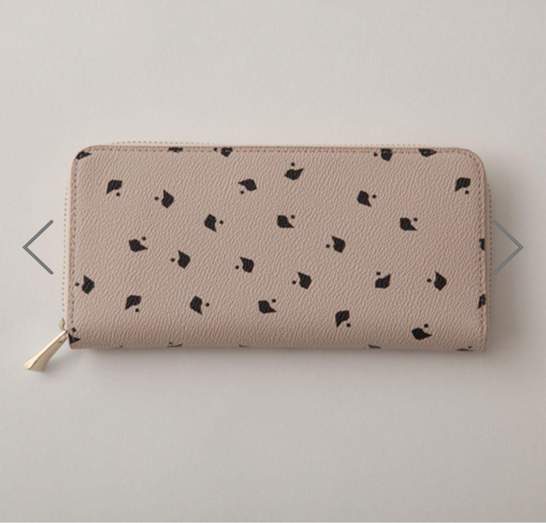 m*y様 Perfume Closet 美品 P-DOT LONG WALLET
