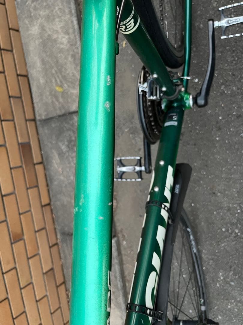 GIANT ESCAPE R3 2017 グリーントーン Sサイズ 直接引取り - メルカリ
