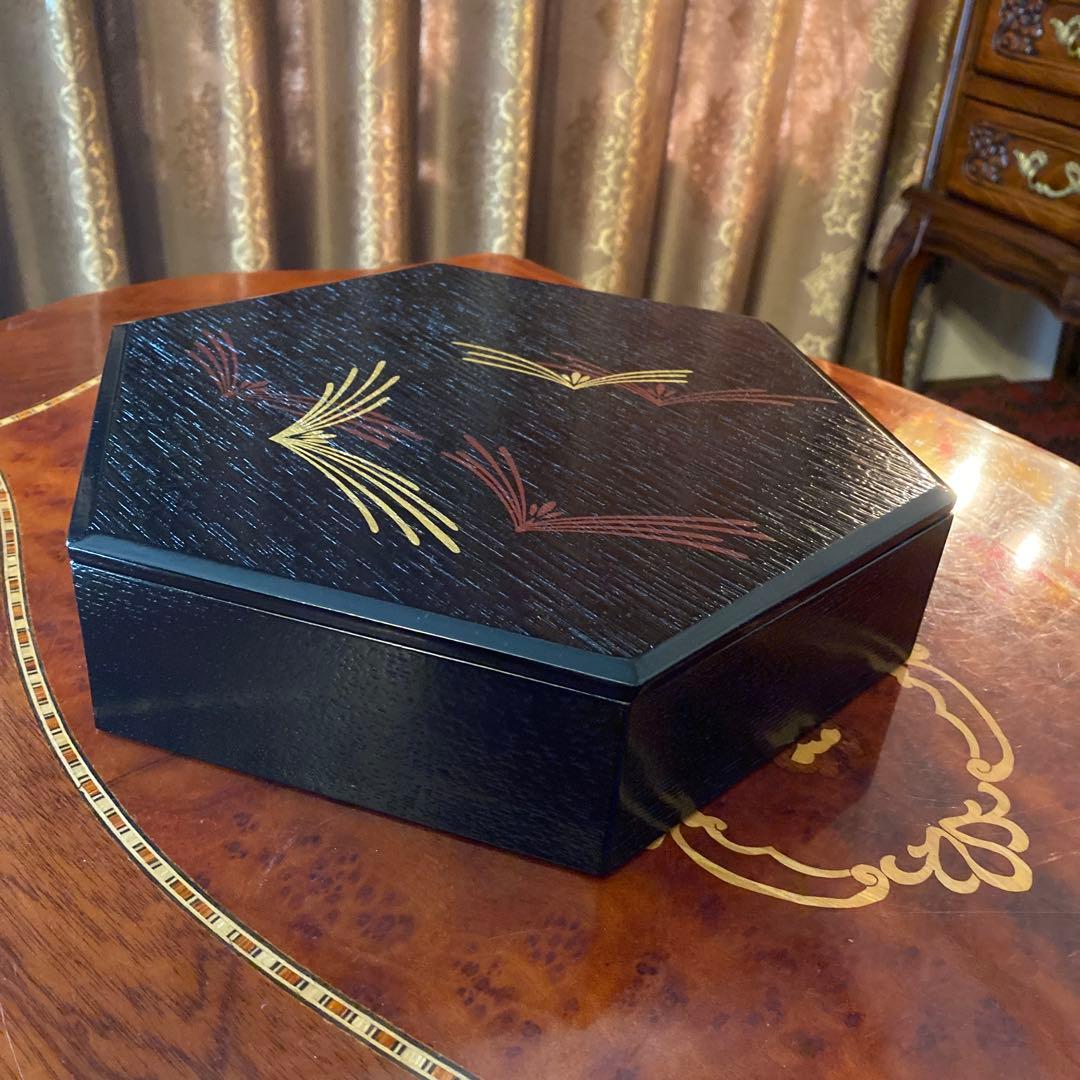 タンタンおまとめ　象彦　漆塗　菜盛入　ロイヤルアルバート　皿　マグ　菓子鉢