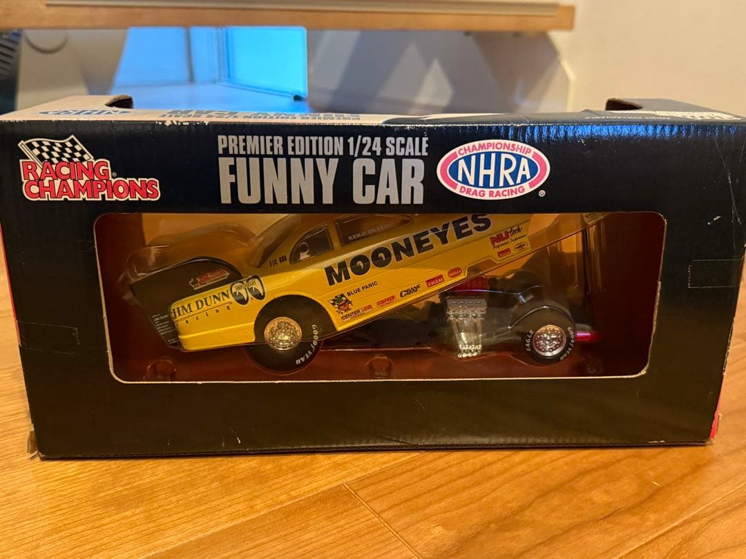 FUNNY CAR 1/24 MOONEYES 1996EDITION