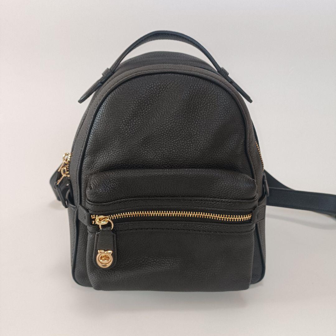 未使用に近い　COACH　ミニリュック　バックパック　ターンロック　シボ 中古・古着通販】COACH (コーチ) ターンロックミニリュック レッド