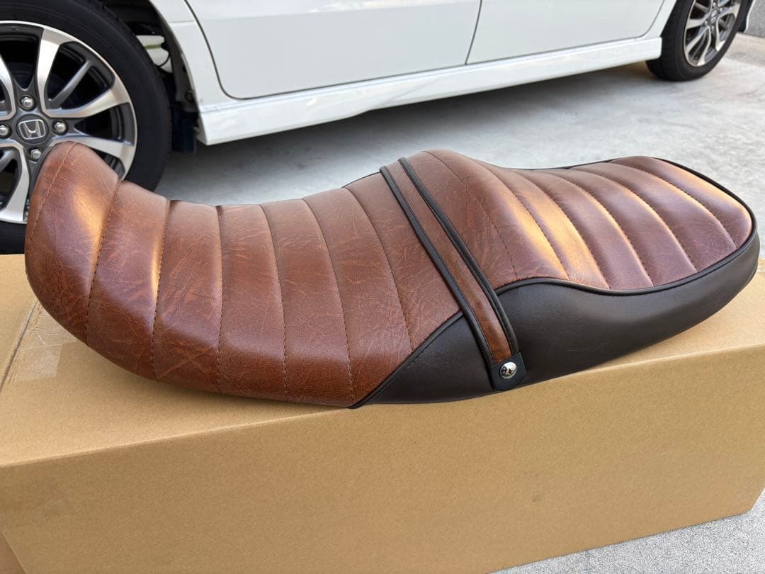 【週末限定値下げ】ゼファーχ タックロール ブラウン/茶