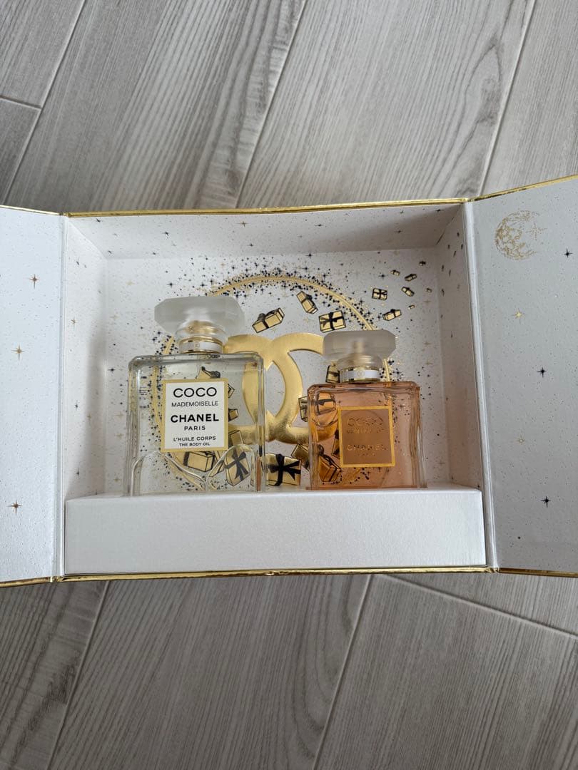 CHANEL ココマドモアゼルデュオコフレ