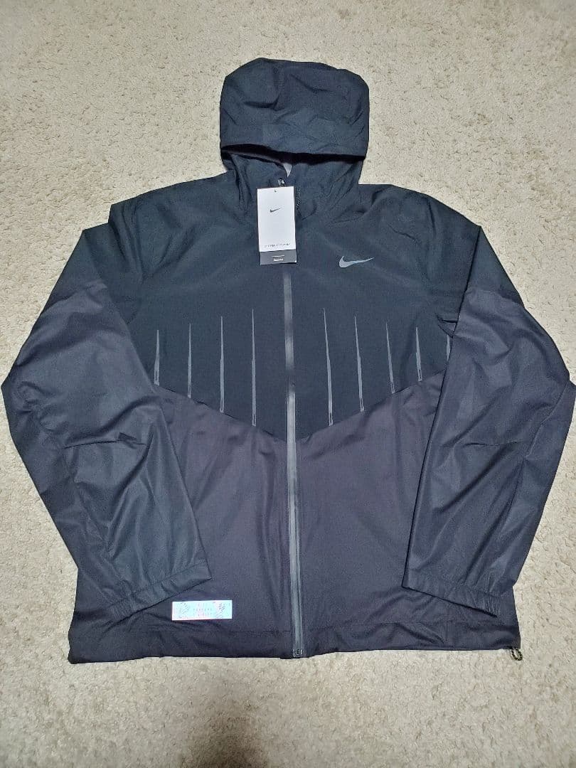 ナイキ ランニング ディビジョン エアロガミ Storm-FIT ADV M - メルカリ