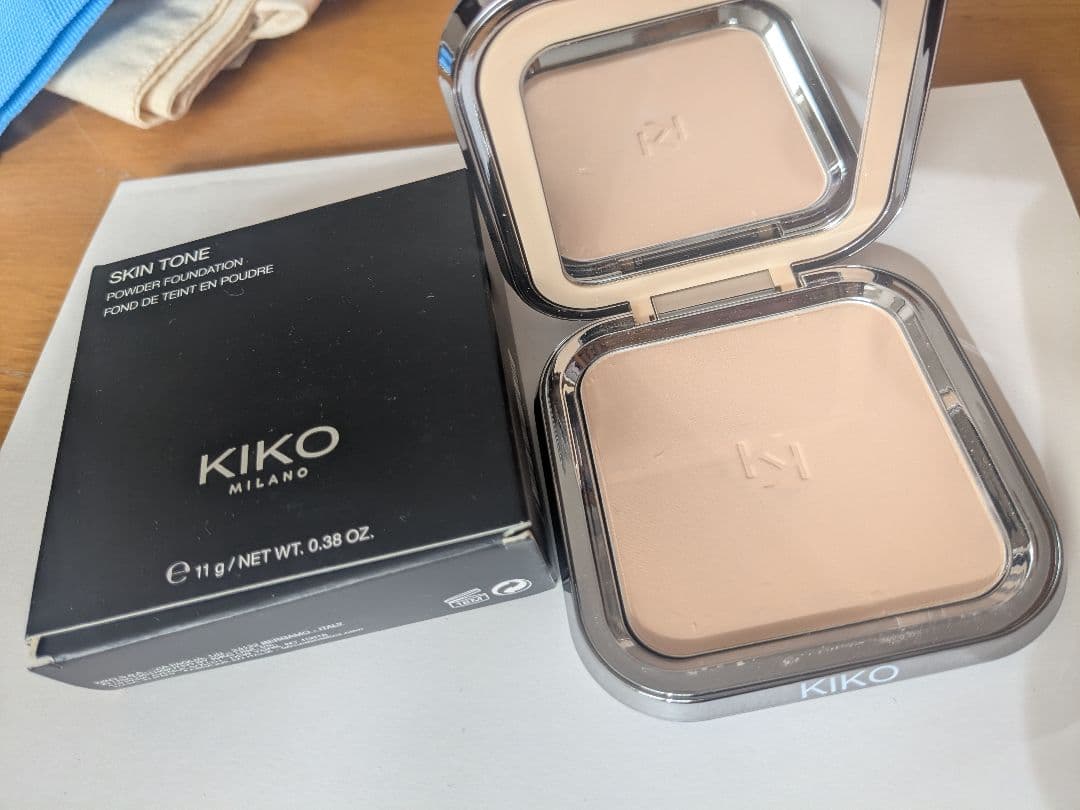 KIKO MILANO パウダーファンデーション & アイシャドウパレット