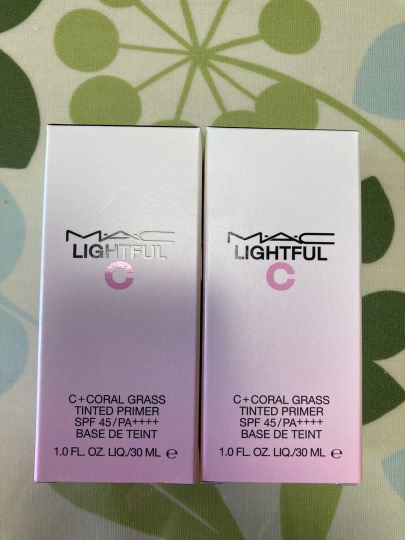 マックライトフルC➕ティンティッドプライマーSPF45 メイクアップベース