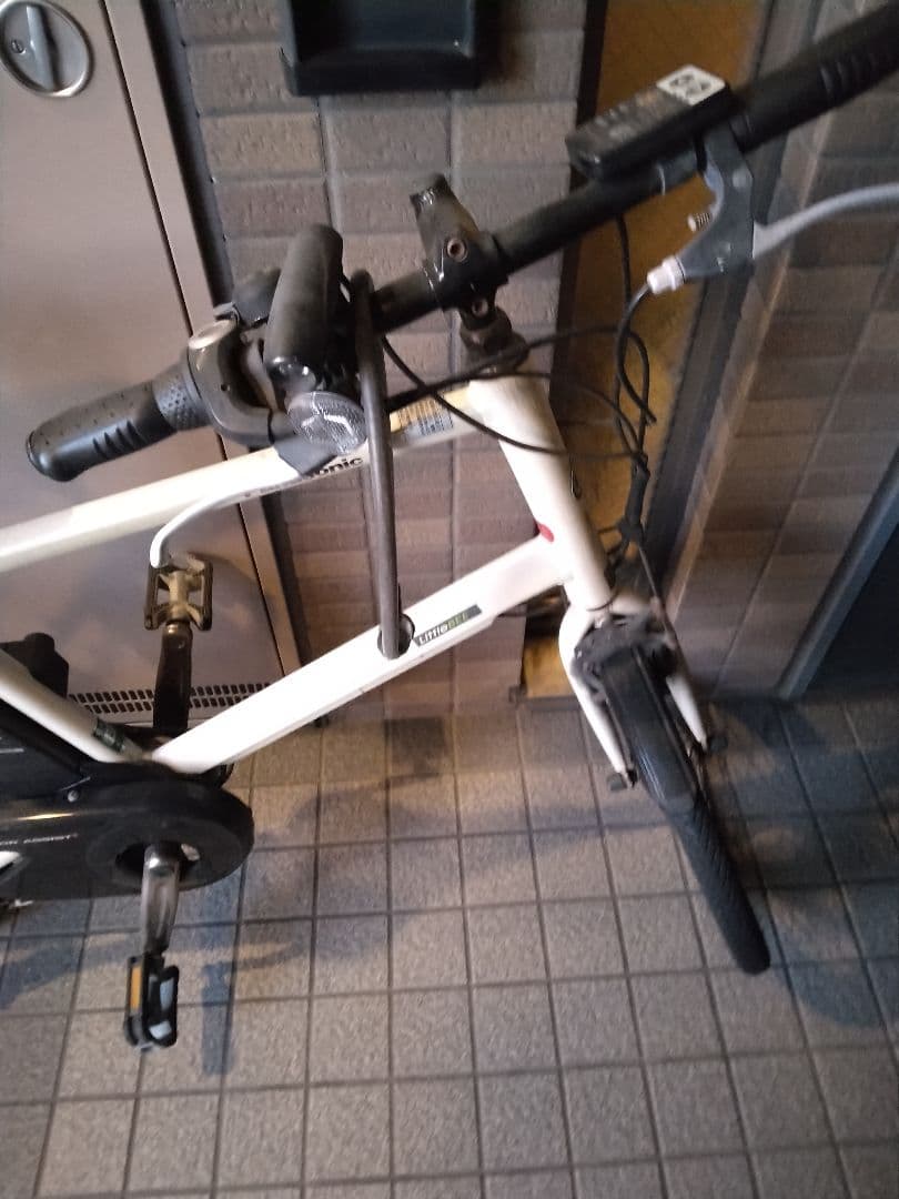 【ジャンク品】パナソニック製　ホワイト 電動アシスト自転車 スポーツタイプ Panasonic パナソニック 電動自転車 Jコンセプト 20インチ 2022年