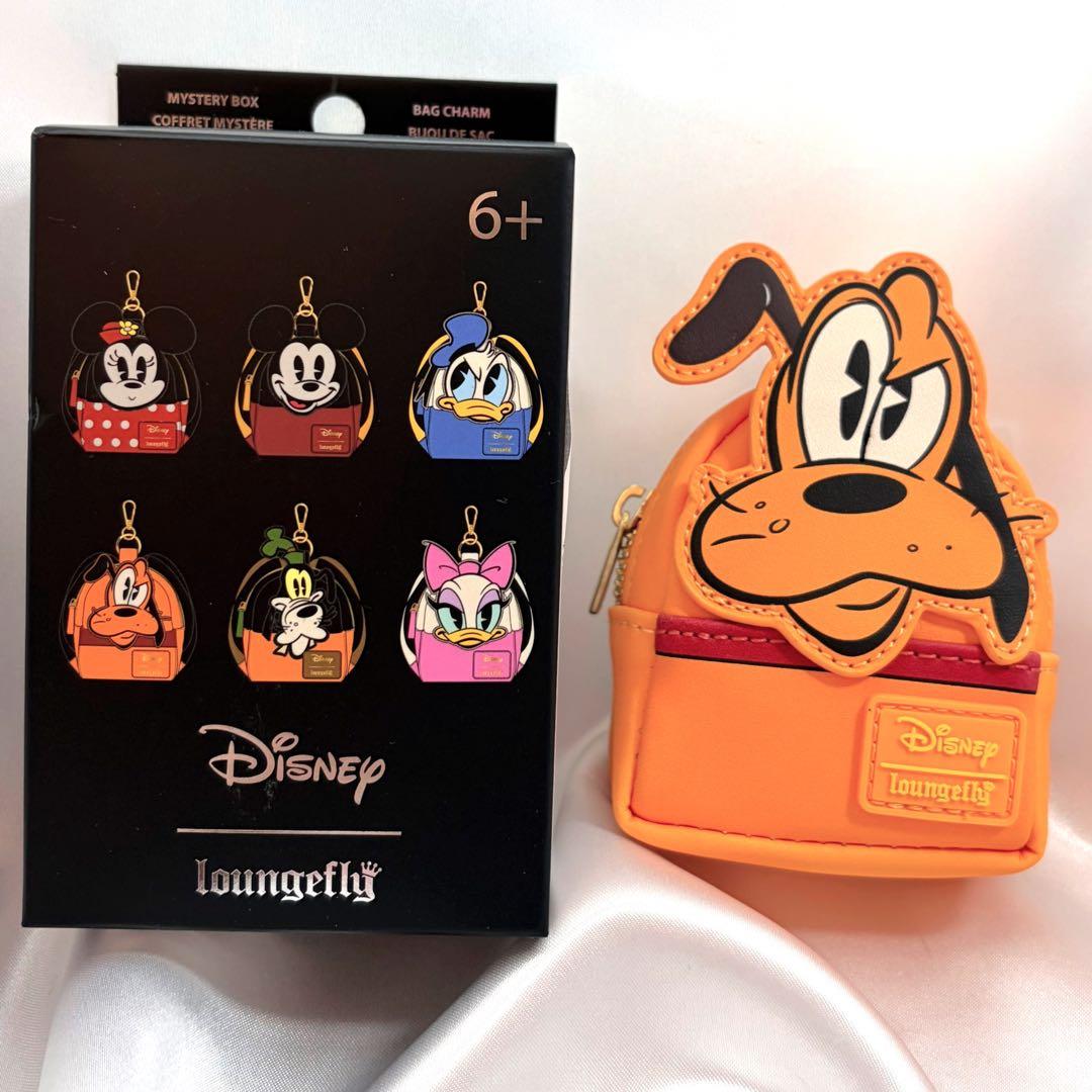 新品】Loungefly ラウンジフライ ミニバックパックチャーム プルート