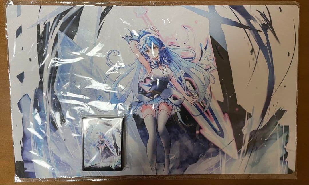 氷&大剣 雪花ラミィのプレイマット・スリーブ 新品未開封