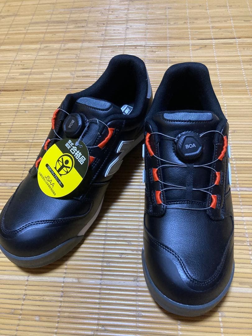 New Balance BOAシステム 安全靴 ブラック ㌢未使用