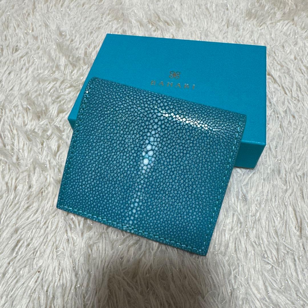 【BAHARI】ガルーシャ★ミニ折り財布★ポリッシュターコイズブルー（美品）