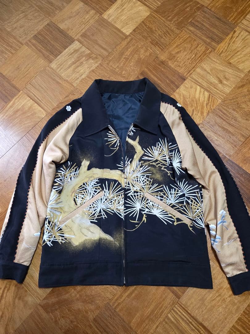 め0236着物リメイク正絹古布黒留袖江戸褄スカジャンjacketハンドメイド