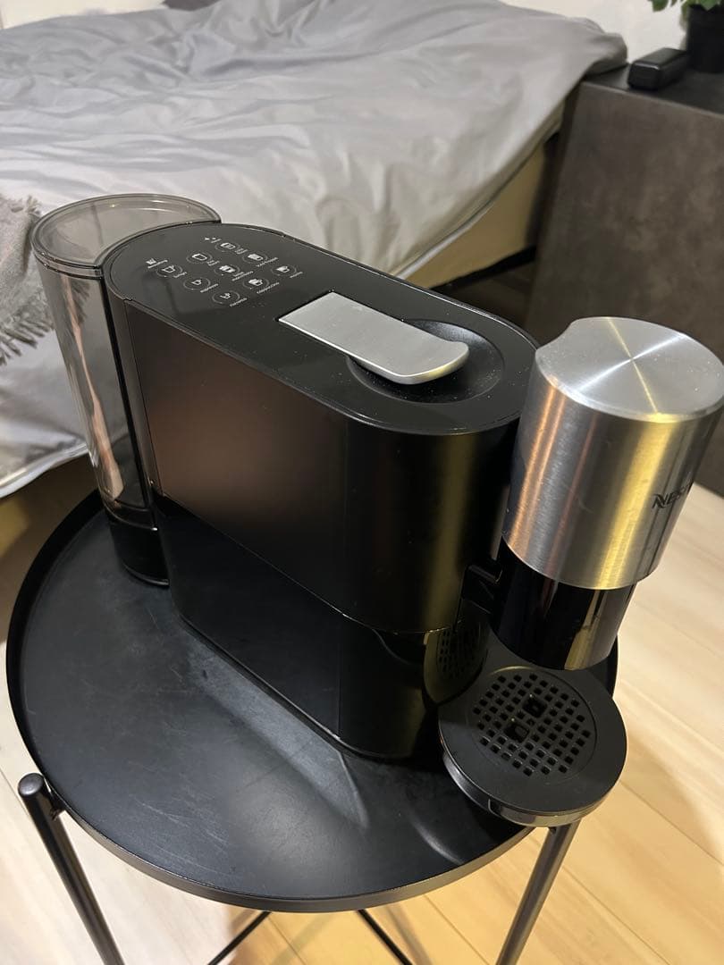 Nespressoカプセル式コーヒーメーカー ネスプレッソアトリエ