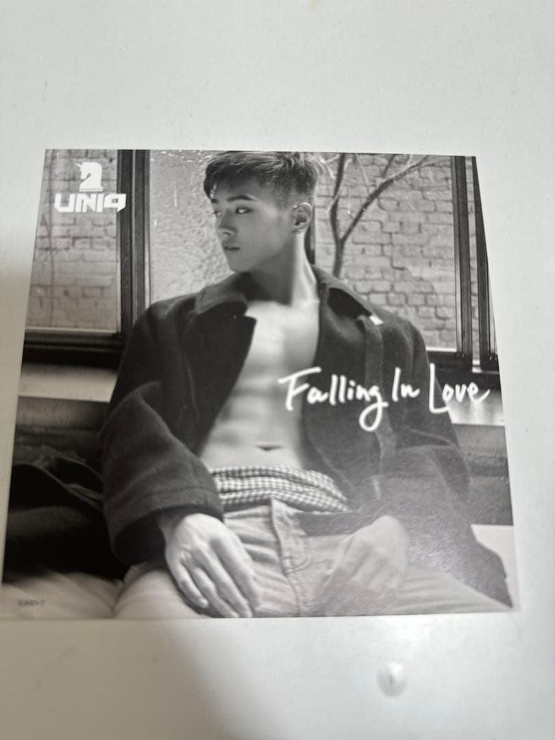 UNIQ ムナン ムンハン 特典カード