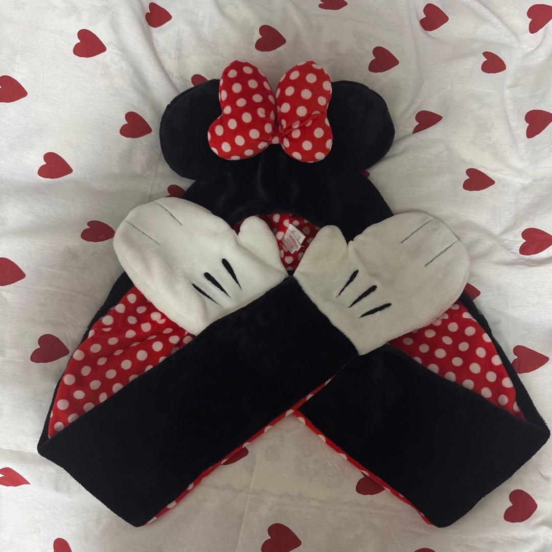 ミニーマウス ♡フード付きファンキャップ♡ ミニーちゃんのファンキャップ久しぶりに被った❤️ 可愛いし暖かいし