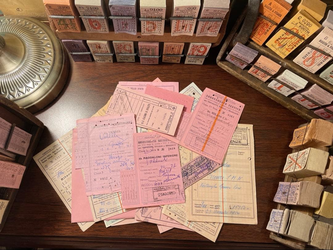 海外　鉄道チケット　ピンクカラー　32枚　ヴィンテージ イギリス ヴィンテージ バスチケット - メルカリ