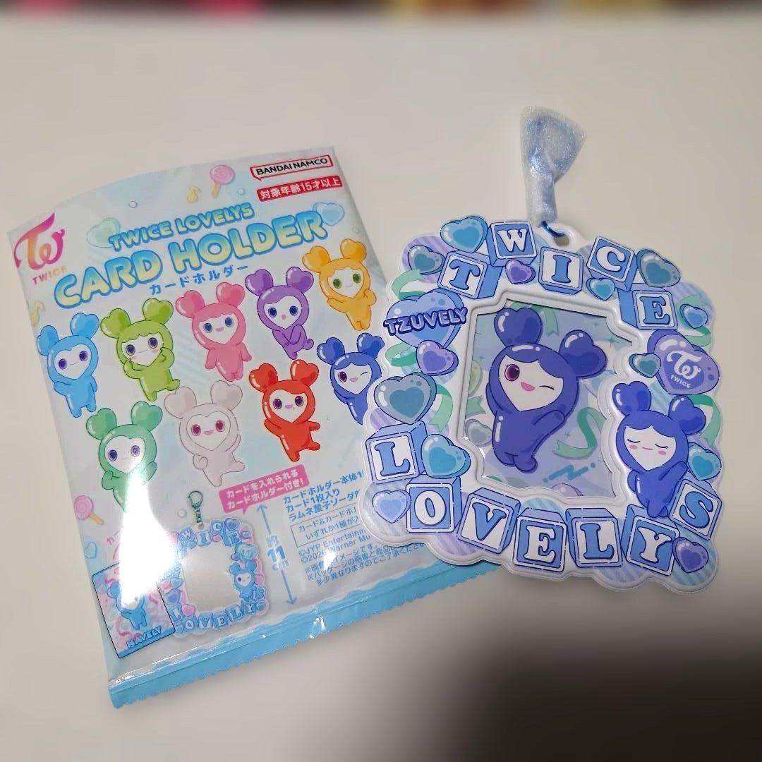 TWICE LOVELYS カードホルダー 【ツウィ】 - メルカリ