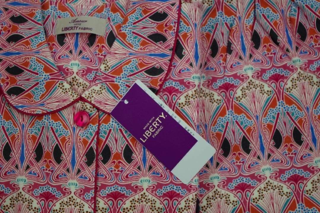 新品】リバティ LIBERTY fabric 厚手スムースニットパジャマ（L)