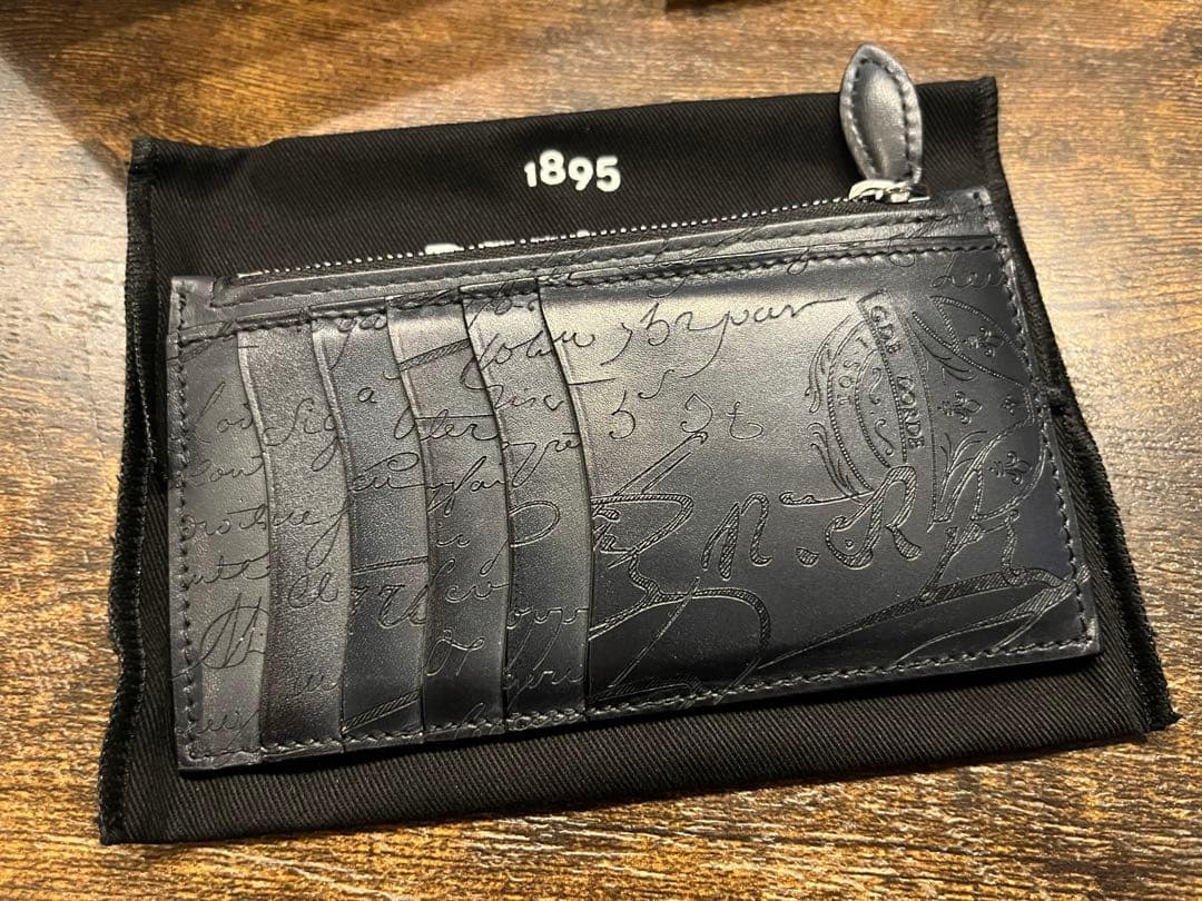 ベルルッティ　フラグメントケース