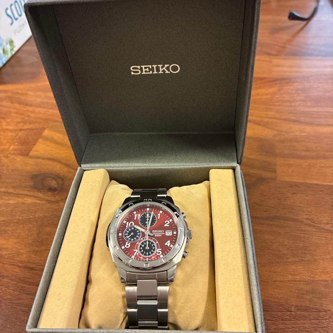 SEIKO SOM 海外モデル　クロノグラフ レッド