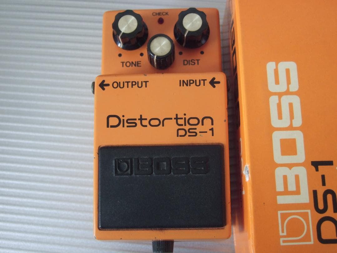 日本製 83年 Japan BOSS DS-1 Distortion DS1 ②