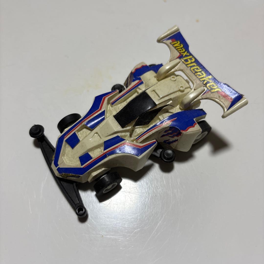 ミニ四駆 ホワイト/ブルー/レッド　食玩　マックスブレイカー