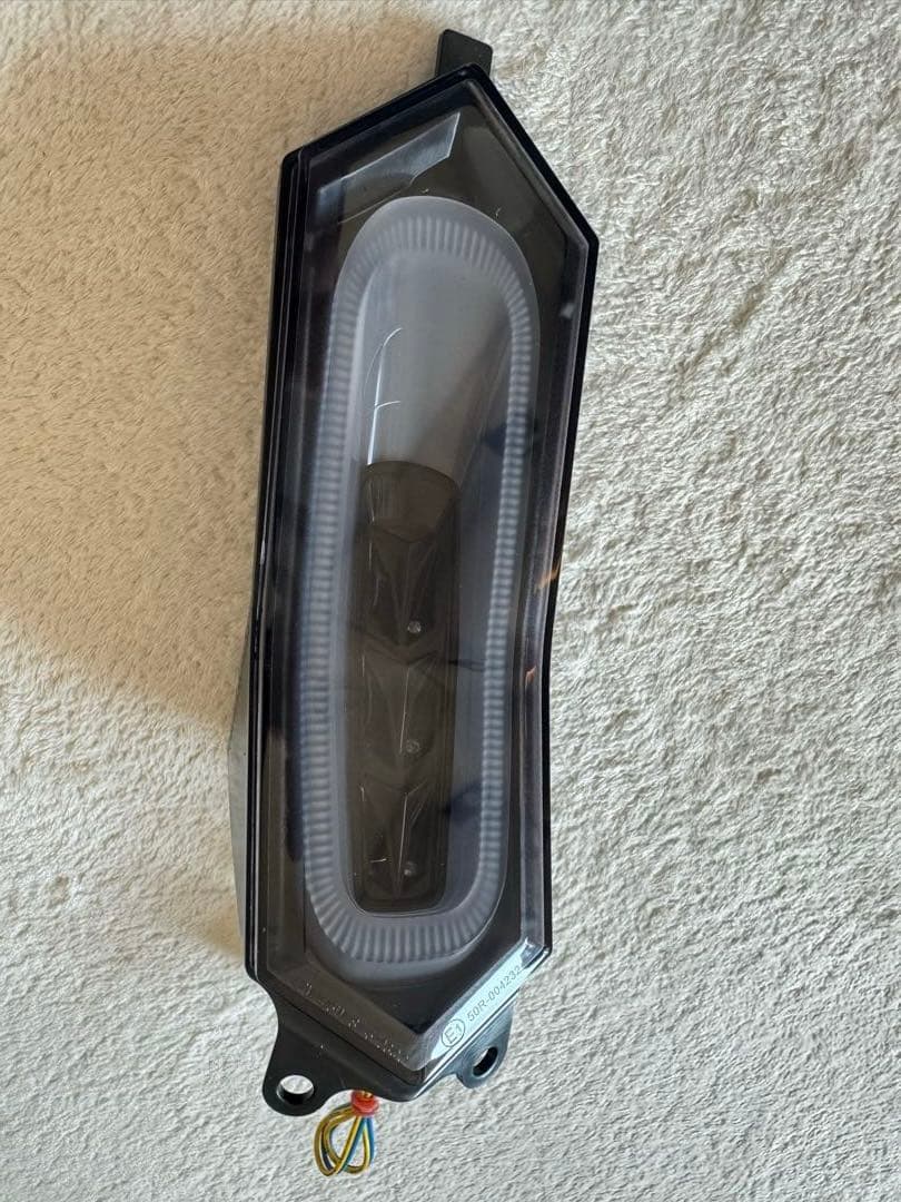 YZF-R1/R1M （‘15-）ウインカー内蔵LEDテールランプ　R6、R7