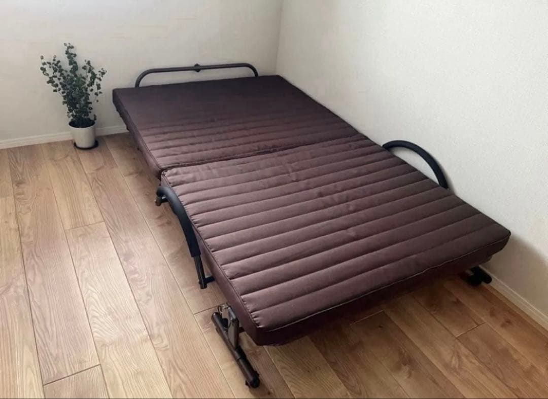 く*ん様 【美品】電動 折りたたみ リクライニング セミダブルベッド 介護 ブラ