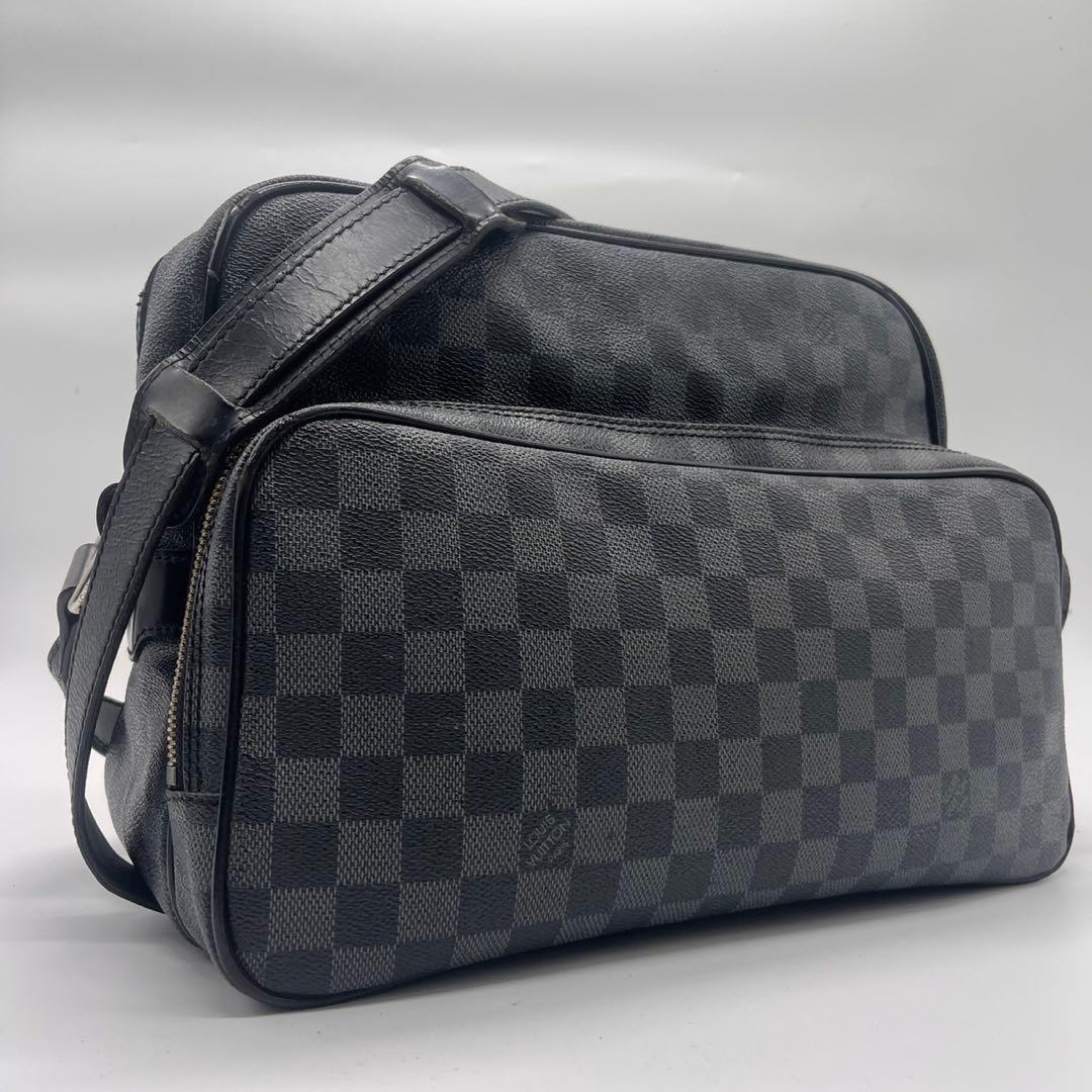 ルイヴィトン イオ ショルダーバッグ ダミエ ブラック 大容量 クロスボディ 黒