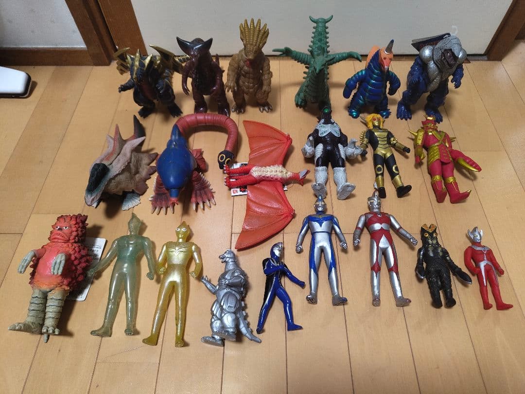 怪獣　まとめ売り　21点 ウルトラマン 旧ウルトラ怪獣シリーズ 21体まとめ売り！当時物ソフビ
