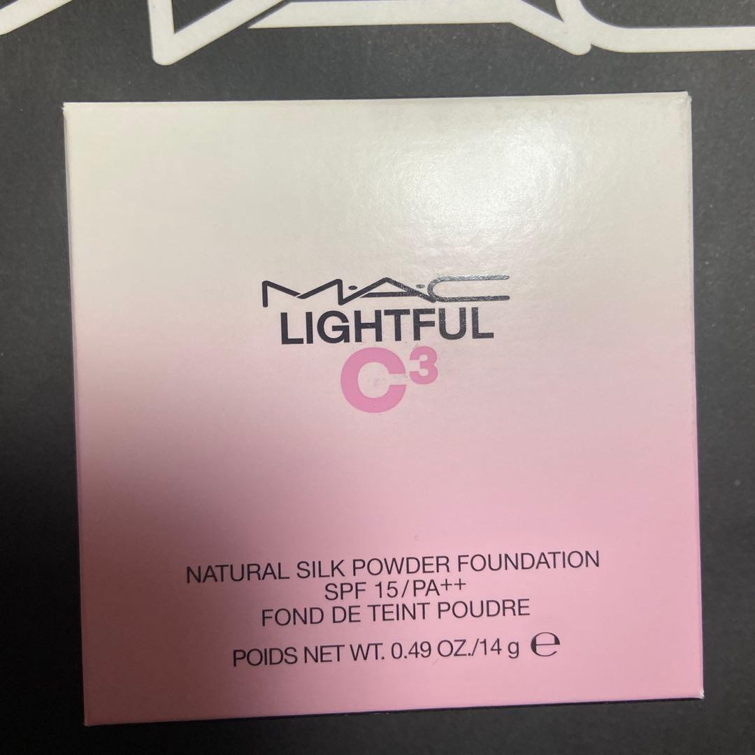 新品MAC ライトフルC3 ナチュラルシルクパウダーファンデーション 各色1点