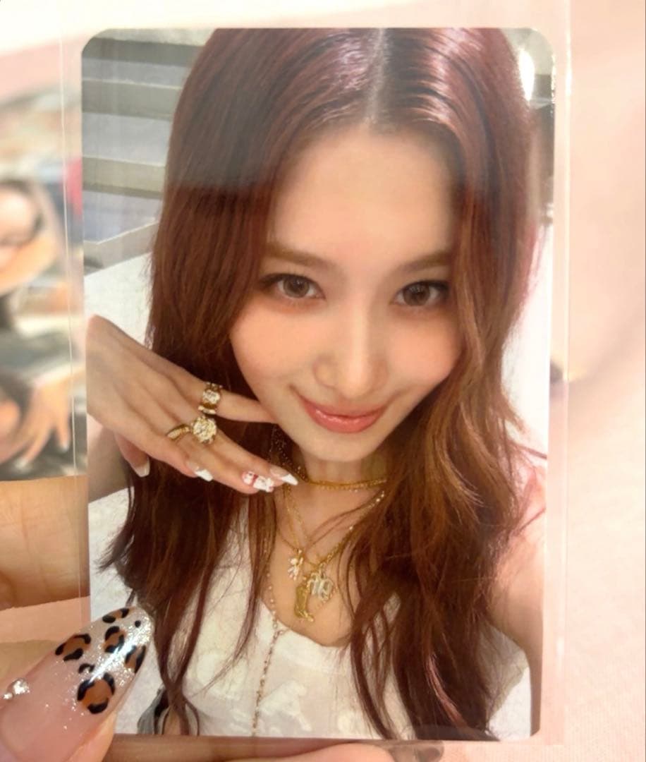 TWICE サナ THISISFOR soundwave ラキドロ トレカ B - メルカリ