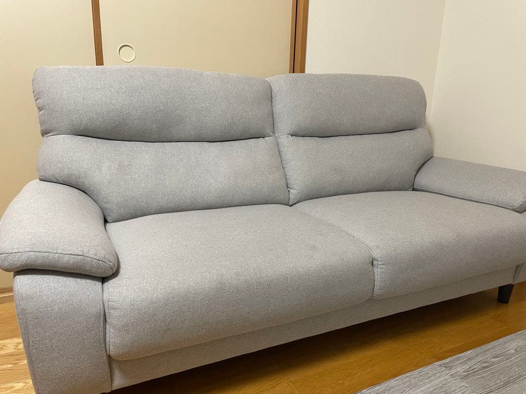 【送料込み】ニトリ3人掛けソファ