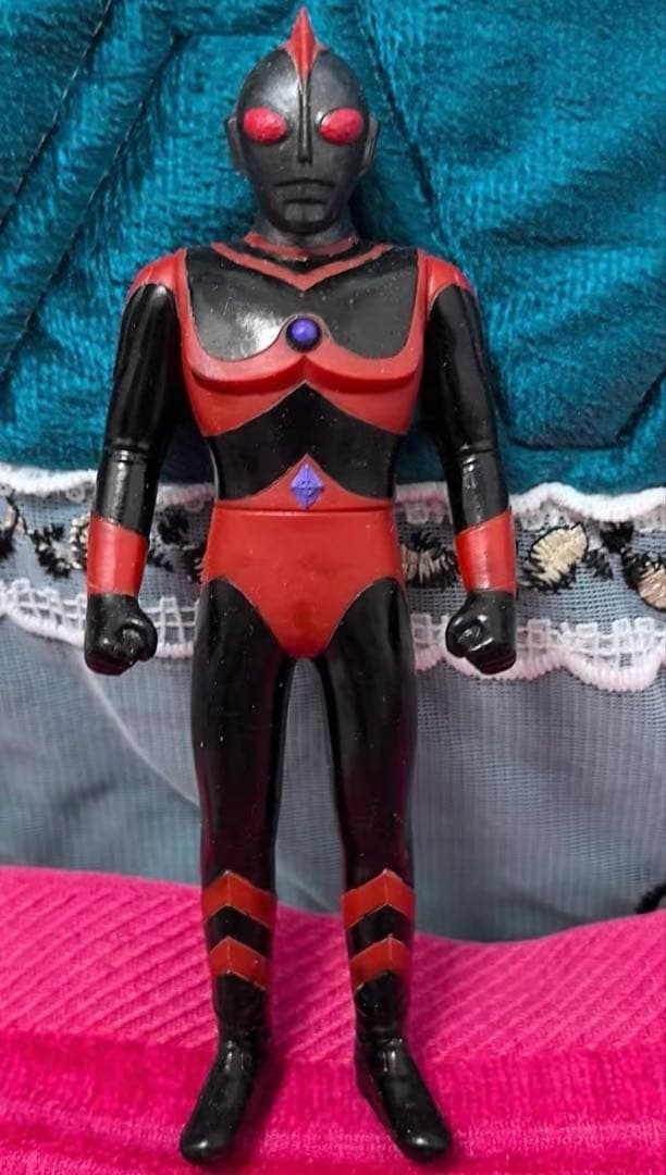 ウルトラマン80 塗装　ダークネス　ソフビ　フィギュア　カオス