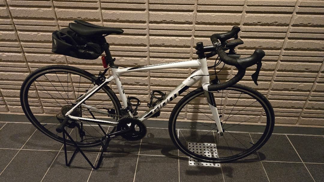 GIANT CONTEND SL 1 アルミフレームロードバイク