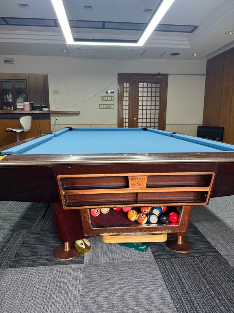 BRUNSWICK ビリヤードテーブル