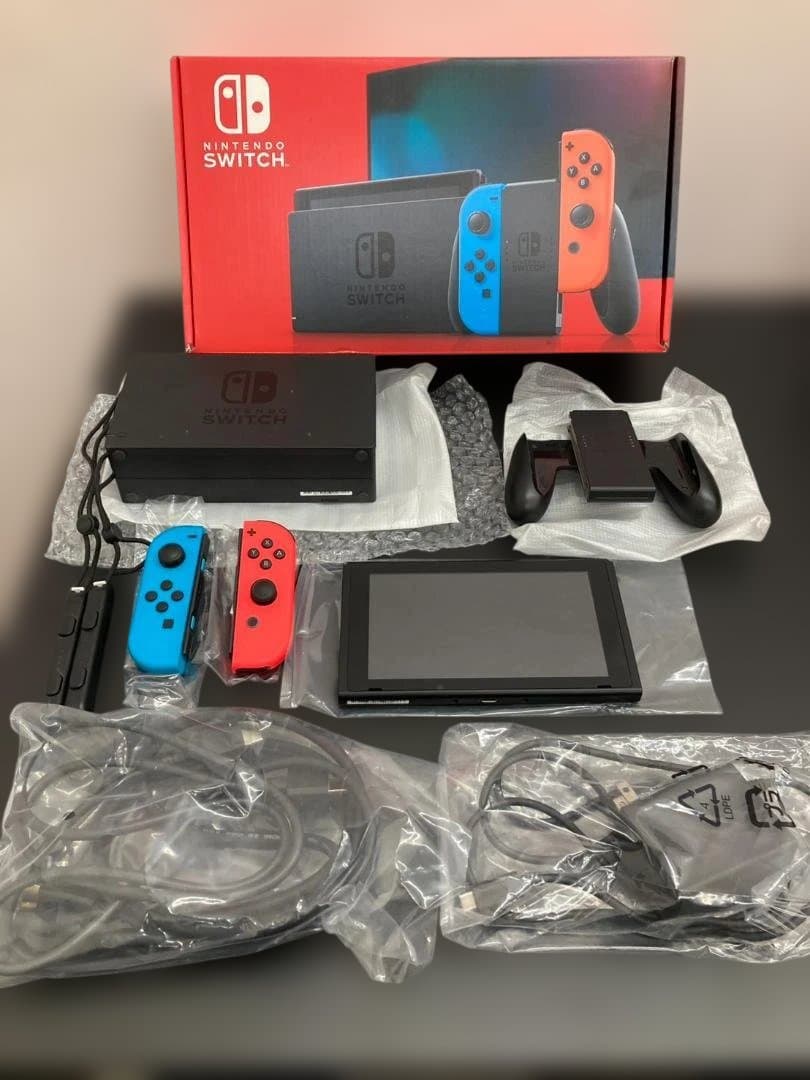 Nintendo Switch 本体 ネオンブルー / レッド