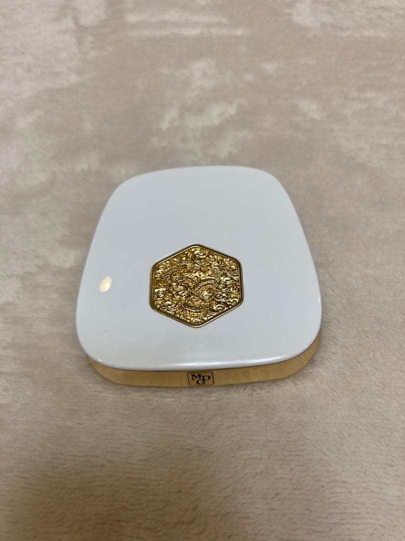 毛戈平 MAOGEPING アイシャドウ 　BLOSSOM GAZE