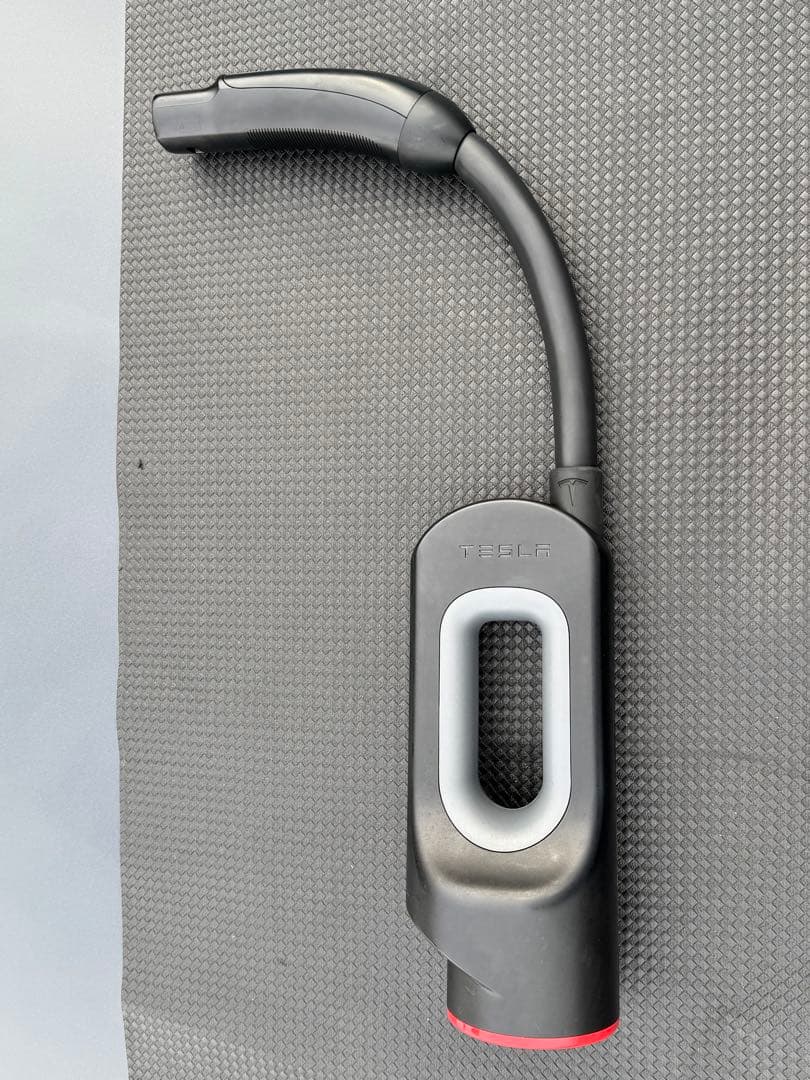 TESLA chademoアダプター - メルカリ